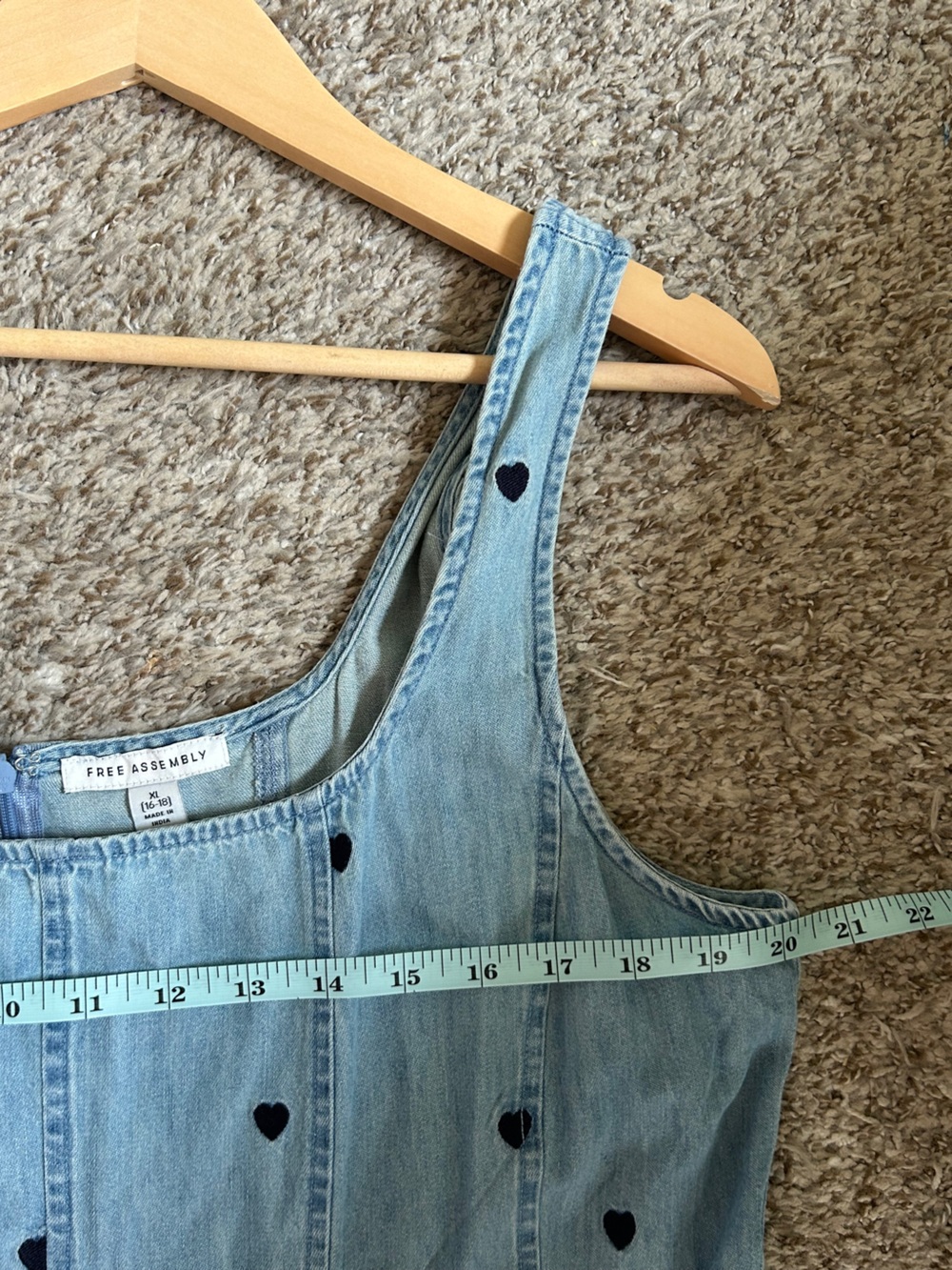 Free Assembly Sleeveless Blue Denim Midi Dress Embroidered Hearts XL - Picture 9 of 10